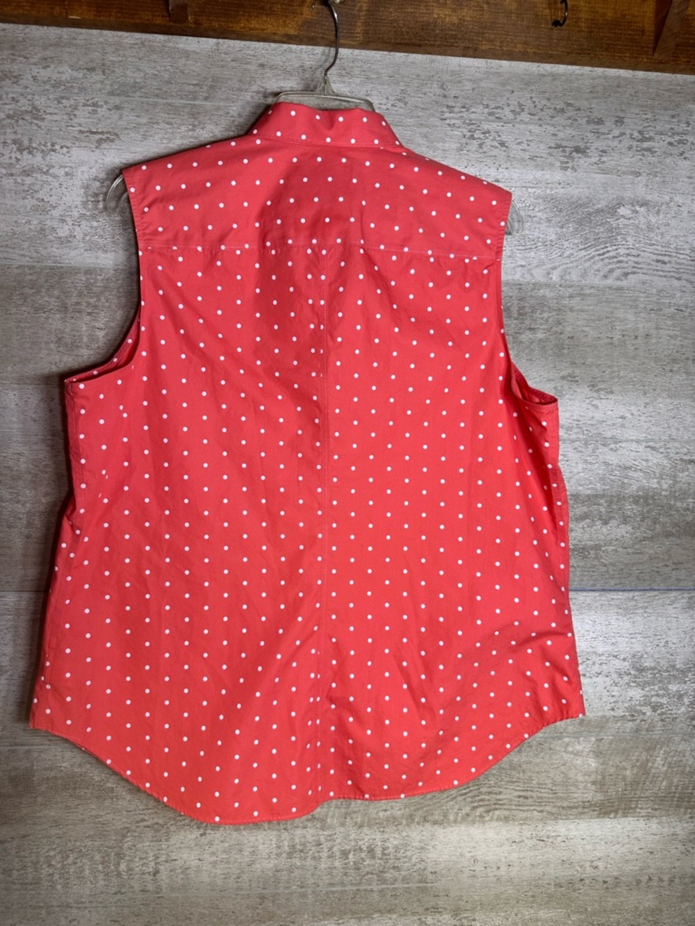 Lands' End Sleeveless Polka Dot Button-Down Blouse - Coral/White - Size 16 - Picture 2 of 8